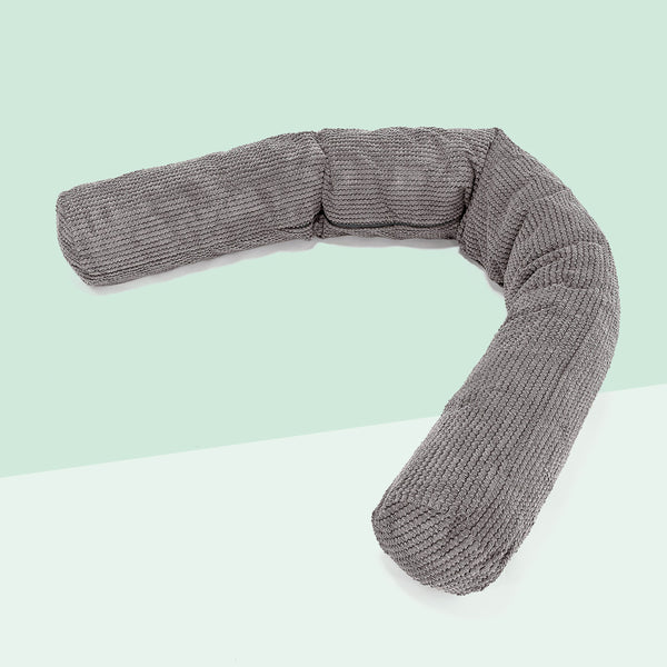 Lounge Pug CloudSac® koseputer er et flott tilskudd til din avslappingsplass og er ideelle for bruk sammen med gigantiske saccosekker og sofaer. Med massiv 225 cm lengde er denne koseputen fantastisk for en person eller for et par å dele.