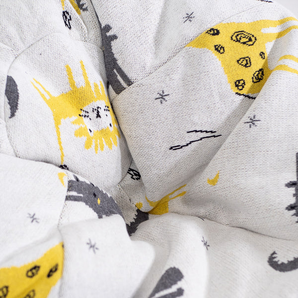 Klassisk Sakkosekk til Barn 1-5 år - Strikket Safari Fabric Close-up Image