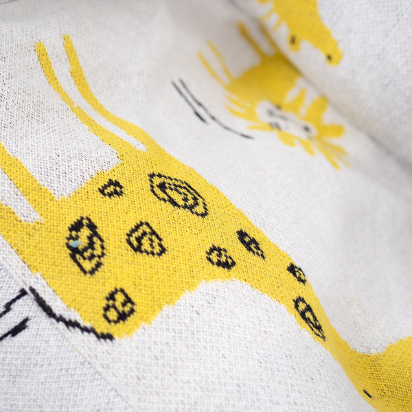 Småbarnestol Saccosekk 1-3 år - Strikket Safari Fabric Close-up Image