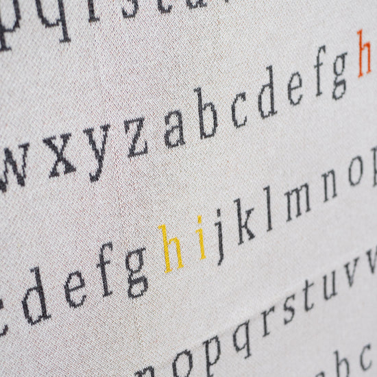 Sofa Pledd / Teppe - Strikket Alfabet 04