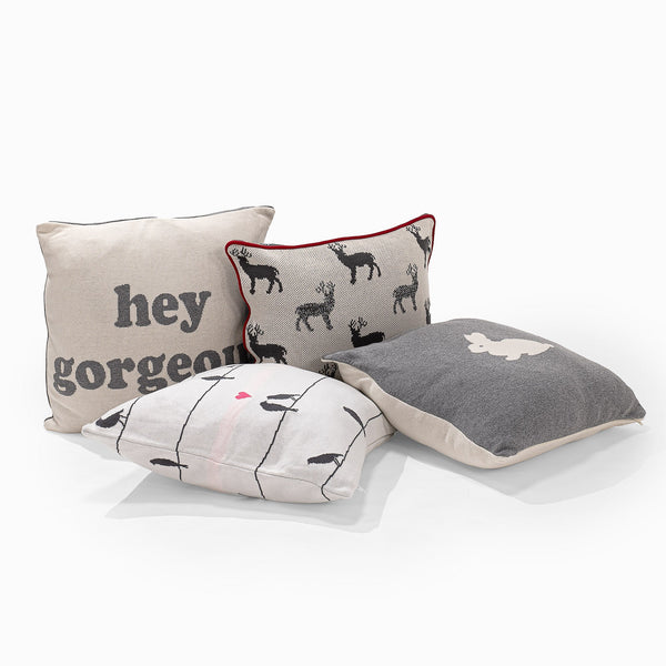 Putetrekk 47 x 47cm - Strikket Bird Fabric Close-up Image