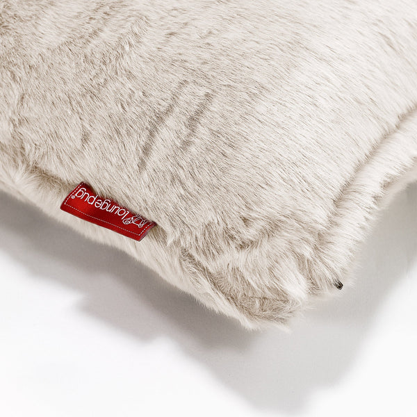 Gigant Rektangulær Putetrekk 40 x 70 cm - Kanin-fuskepels Hvit Fabric Close-up Image