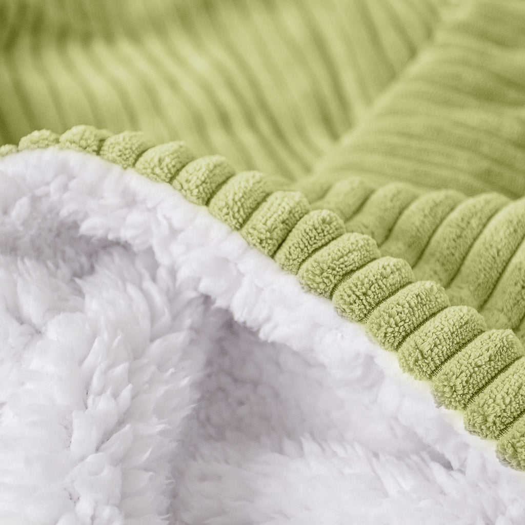 Sherpateppe - Klassisk Cord Lime 04