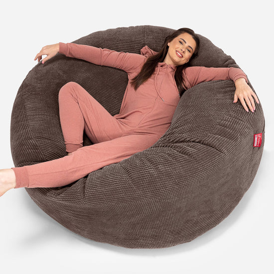 Saccosekk Sofa 'Mega-Mammut' - Pom-pom Sjokolade 01