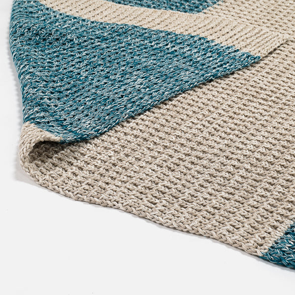 Sofa Pledd / Teppe - Strikket Chester Blå Fabric Close-up Image
